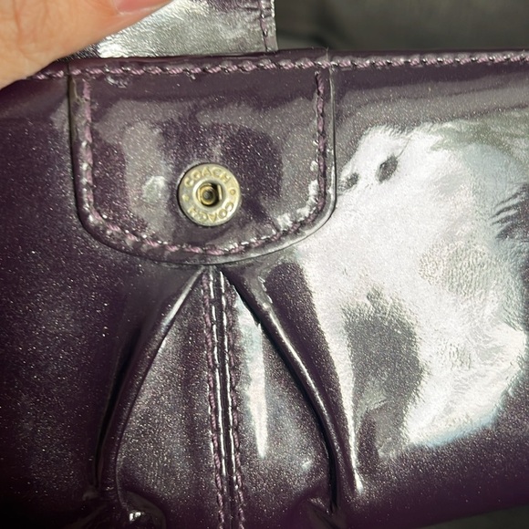COACH Madison Patent Leather in plum - Picture 5 of 5